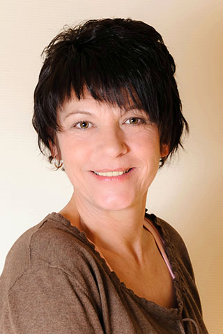 Jennifer Fit, Gründering